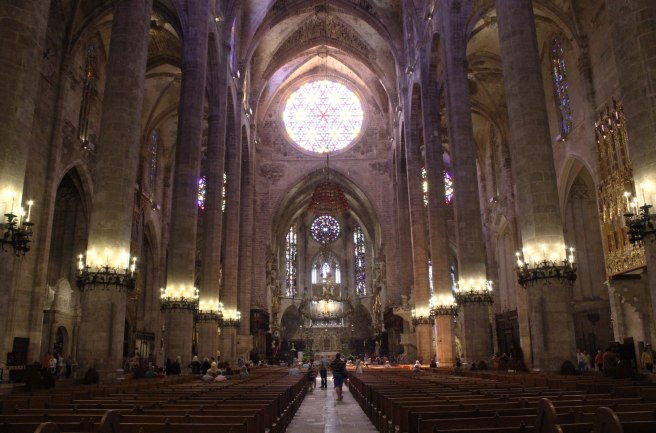 CATEDRAL INTERIOR 01