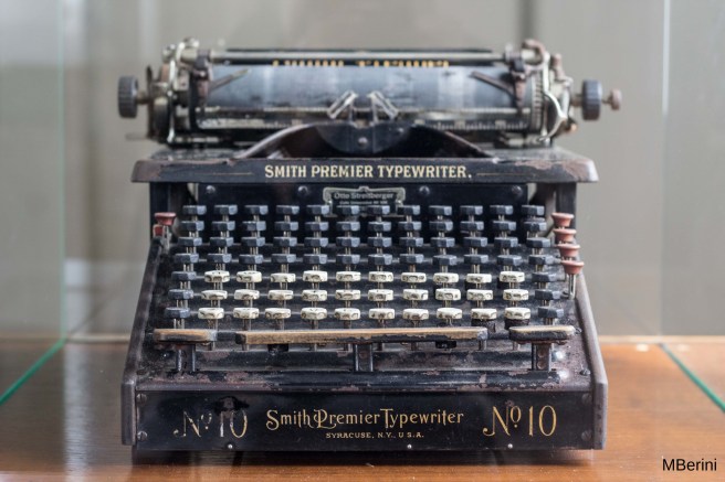 05032019-MAQUINA DE ESCRIBIR